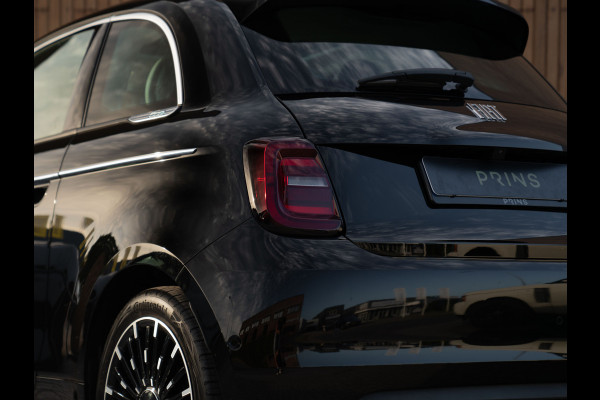 Fiat 500 La Prima 42 kWh | Pano-dak | Camera