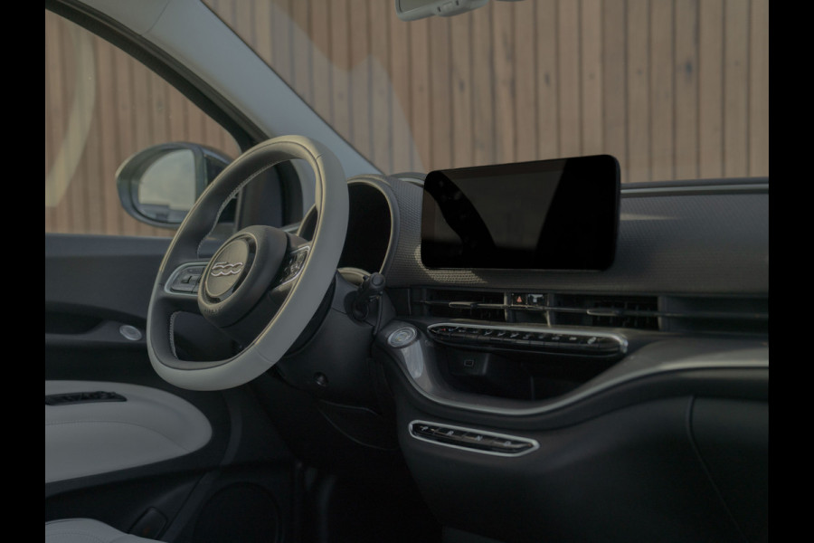 Fiat 500 La Prima 42 kWh | Pano-dak | Camera