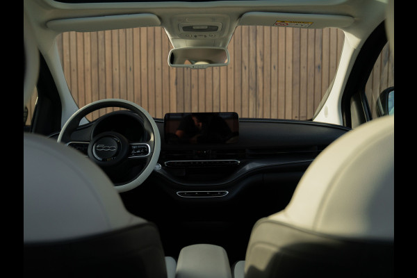 Fiat 500 La Prima 42 kWh | Pano-dak | Camera