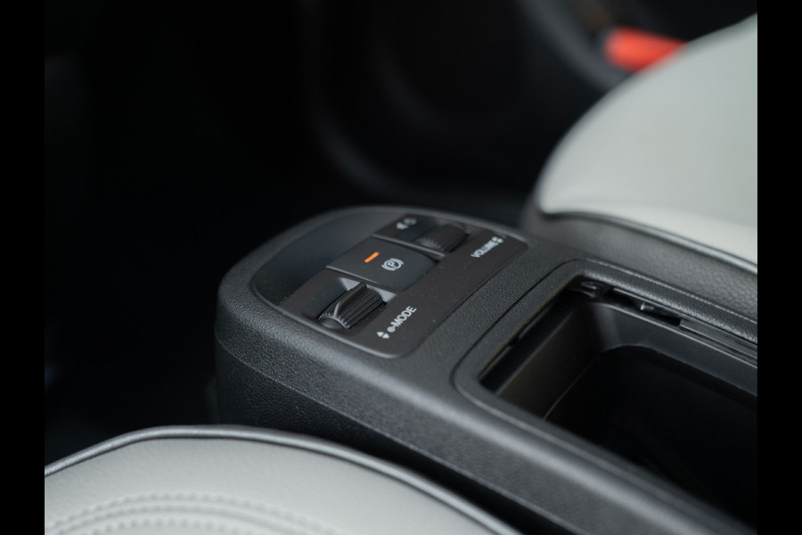 Fiat 500 La Prima 42 kWh | Pano-dak | Camera