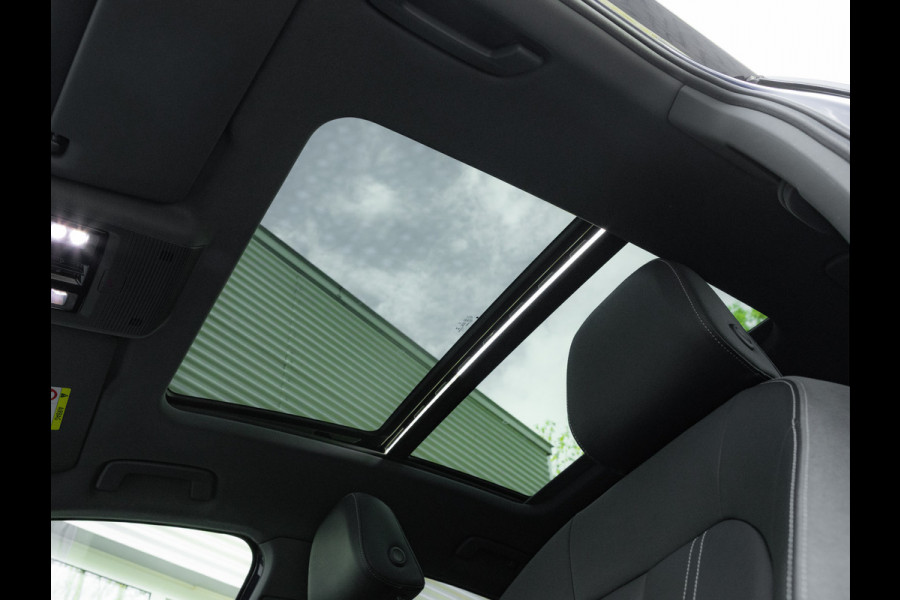 Audi Q4 Sportback e-tron 35 - Pano - Camera - Stoelverwarming - Leder - Keyless - Warmtepomp - 55 kWh