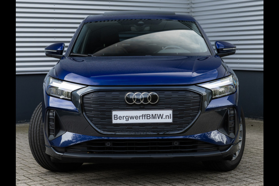 Audi Q4 Sportback e-tron 35 - Pano - Camera - Stoelverwarming - Leder - Keyless - Warmtepomp - 55 kWh