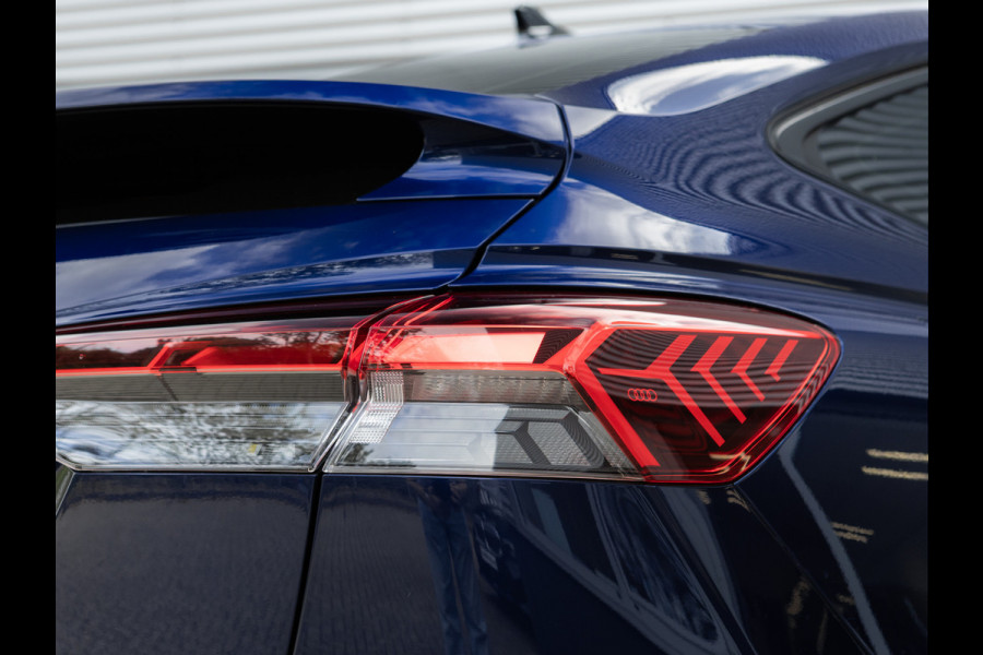 Audi Q4 Sportback e-tron 35 - Pano - Camera - Stoelverwarming - Leder - Keyless - Warmtepomp - 55 kWh