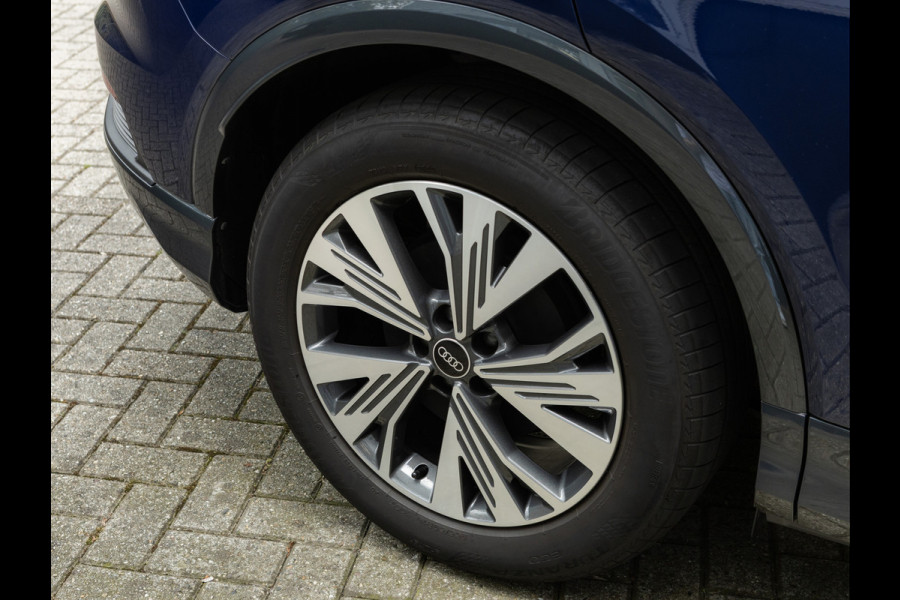 Audi Q4 Sportback e-tron 35 - Pano - Camera - Stoelverwarming - Leder - Keyless - Warmtepomp - 55 kWh