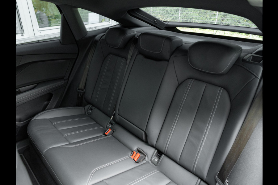 Audi Q4 Sportback e-tron 35 - Pano - Camera - Stoelverwarming - Leder - Keyless - Warmtepomp - 55 kWh