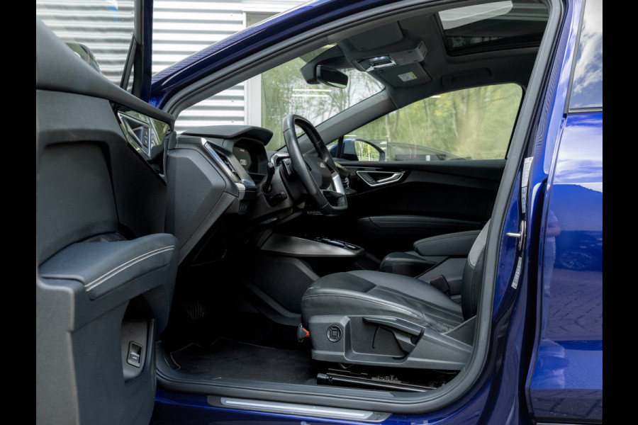Audi Q4 Sportback e-tron 35 - Pano - Camera - Stoelverwarming - Leder - Keyless - Warmtepomp - 55 kWh