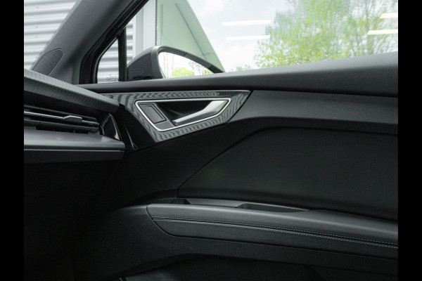 Audi Q4 Sportback e-tron 35 - Pano - Camera - Stoelverwarming - Leder - Keyless - Warmtepomp - 55 kWh