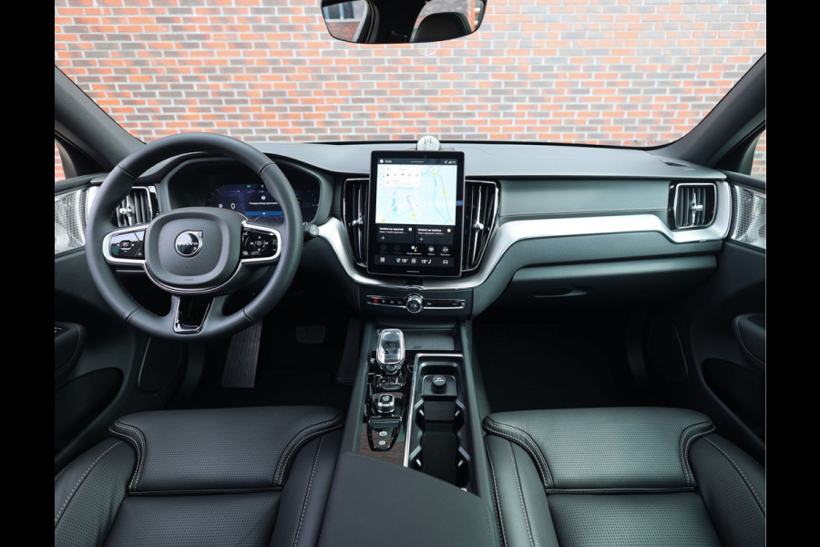 Volvo XC60 T8 AWD Ultra Black Edition | Direct leverbaar - Full option!