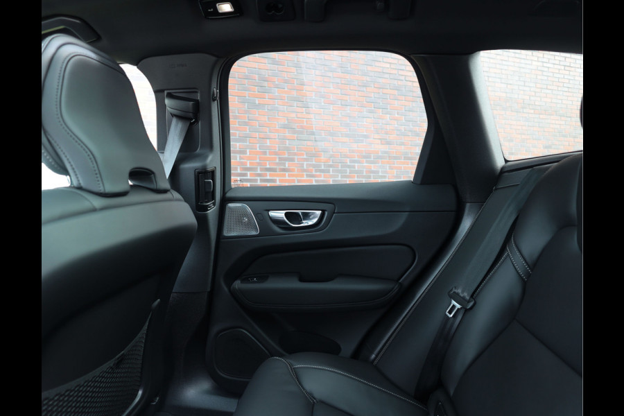 Volvo XC60 T8 AWD Ultra Black Edition | Direct leverbaar - Full option!
