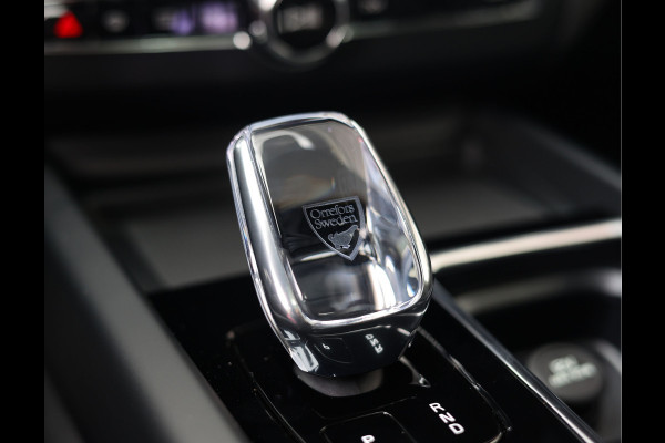 Volvo XC60 T8 AWD Ultra Black Edition | Direct leverbaar - Full option!