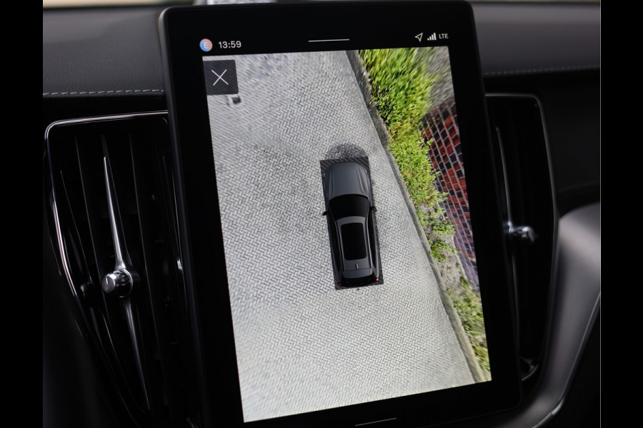 Volvo XC60 T8 AWD Ultra Black Edition | Direct leverbaar - Full option!
