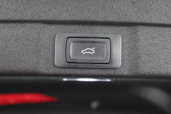 Audi A5 Advanced edition 35 TFSI 110 kW / 150 PK Limousine Audi A5 Limousine 2.0 TFSI  Advanced Edition automaat, First Edition, leder interieur, elektr. verst. voorstoelen