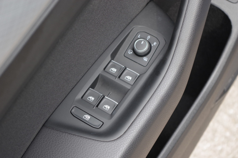 Volkswagen Passat Variant 1.4 TSI PHEV GTE 218 PK BNS, Matrix-LED, Trekhaak, Winterpakket, Camera