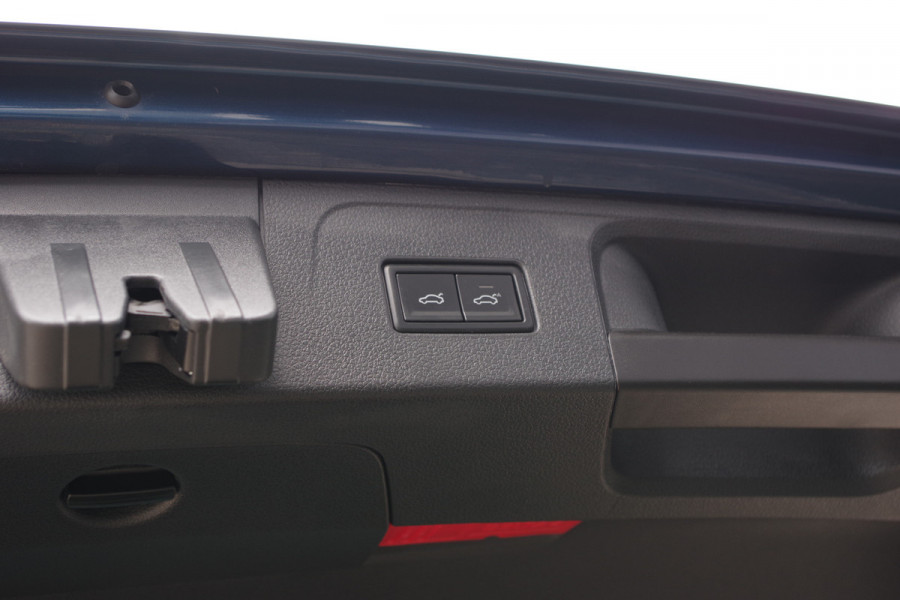 Volkswagen Passat Variant 1.4 TSI PHEV GTE 218 PK BNS, Matrix-LED, Trekhaak, Winterpakket, Camera