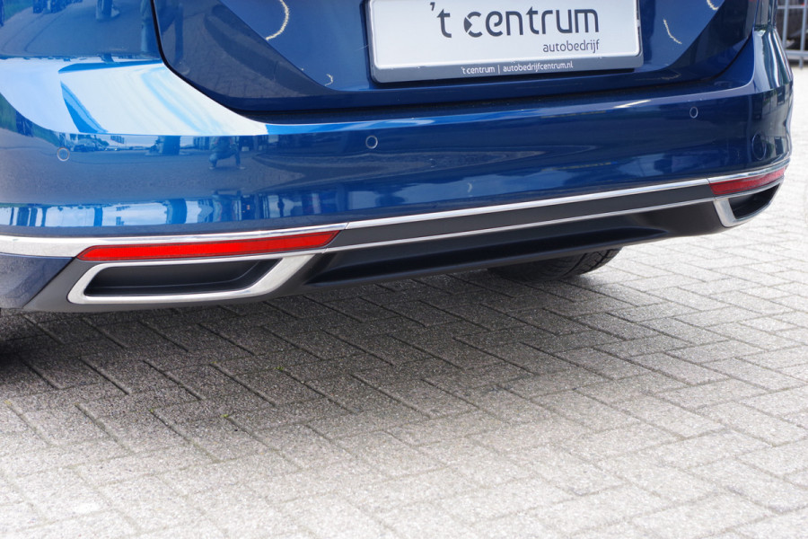 Volkswagen Passat Variant 1.4 TSI PHEV GTE 218 PK BNS, Matrix-LED, Trekhaak, Winterpakket, Camera