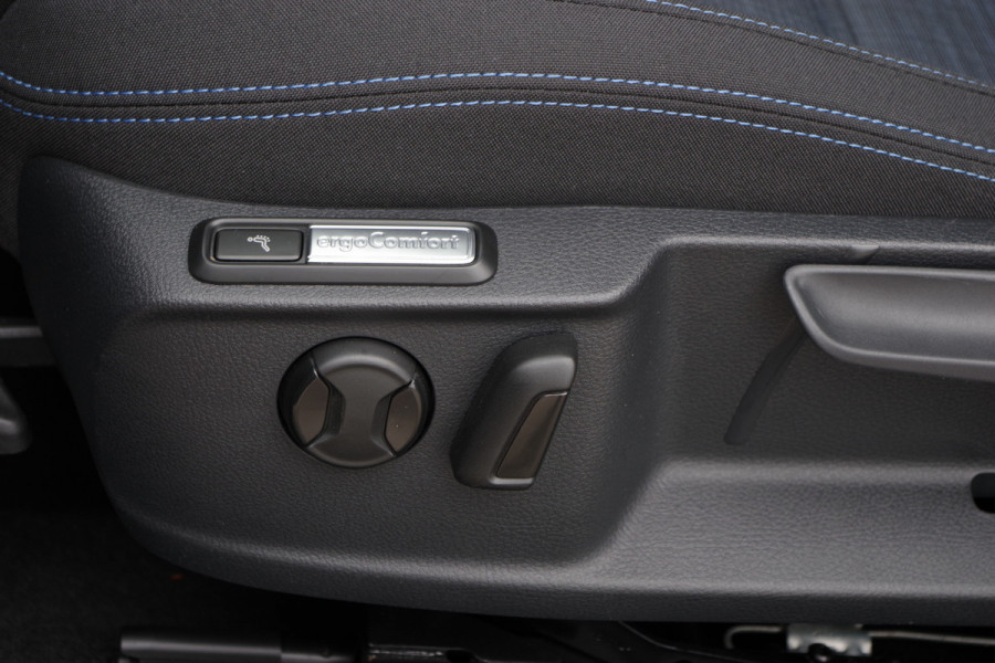 Volkswagen Passat Variant 1.4 TSI PHEV GTE 218 PK BNS, Matrix-LED, Trekhaak, Winterpakket, Camera