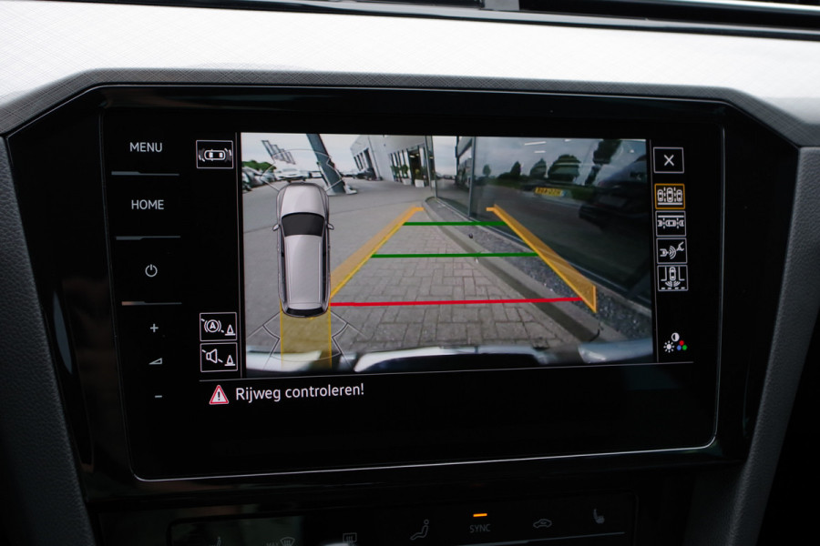 Volkswagen Passat Variant 1.4 TSI PHEV GTE 218 PK BNS, Matrix-LED, Trekhaak, Winterpakket, Camera