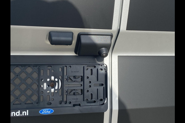Ford Transit Custom 320 2.5 PHEV L2H1 Sport DC Zuid | 0,99% Renteactie | 233pk | Dubbele Cabine | Dubbele zijschuifdeur | Inklapbare trekhaak | 19 inch lichtmetalen Sport velgen (mat zwart) | Verwarmbaar stuurwiel | Navigatie systeem