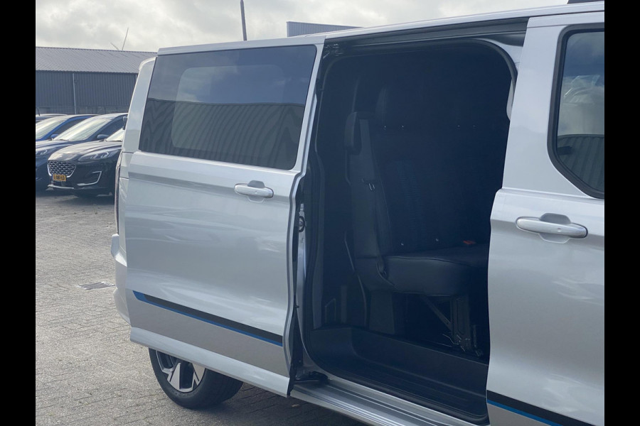 Ford Transit Custom 320 2.5 PHEV L2H1 Sport DC Zuid | 0,99% Renteactie | 233pk | Dubbele Cabine | Dubbele zijschuifdeur | Inklapbare trekhaak | 19 inch lichtmetalen Sport velgen (mat zwart) | Verwarmbaar stuurwiel | Navigatie systeem