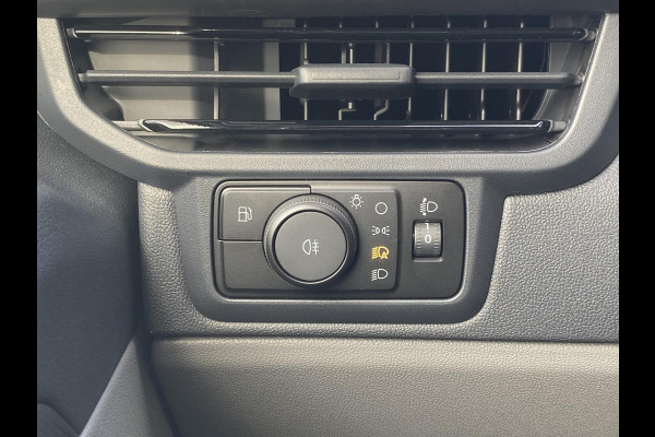 Ford Transit Custom 320 2.5 PHEV L2H1 Sport DC Zuid | 0,99% Renteactie | 233pk | Dubbele Cabine | Dubbele zijschuifdeur | Inklapbare trekhaak | 19 inch lichtmetalen Sport velgen (mat zwart) | Verwarmbaar stuurwiel | Navigatie systeem