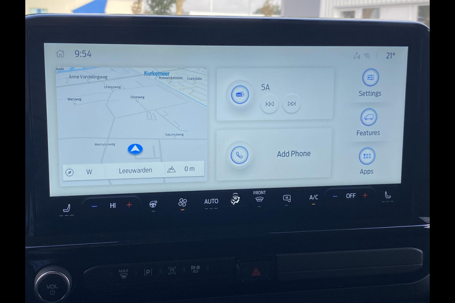Ford Transit Custom 320 2.5 PHEV L2H1 Sport DC Zuid | 0,99% Renteactie | 233pk | Dubbele Cabine | Dubbele zijschuifdeur | Inklapbare trekhaak | 19 inch lichtmetalen Sport velgen (mat zwart) | Verwarmbaar stuurwiel | Navigatie systeem
