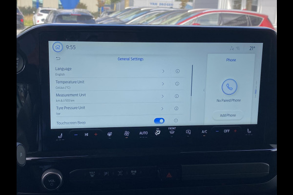 Ford Transit Custom 320 2.5 PHEV L2H1 Sport DC Zuid | 0,99% Renteactie | 233pk | Dubbele Cabine | Dubbele zijschuifdeur | Inklapbare trekhaak | 19 inch lichtmetalen Sport velgen (mat zwart) | Verwarmbaar stuurwiel | Navigatie systeem