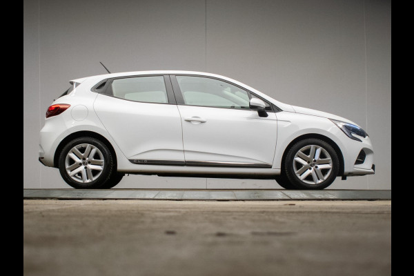 Renault Clio 1.0 TCe Zen Sport (APPLE CARPLAY,NAVI,LED,CRUISE,PDC,DAB,BLUETOOTH,LANE ASSIST,LM VELGEN,NIEUWE APK,NETTE STAAT)