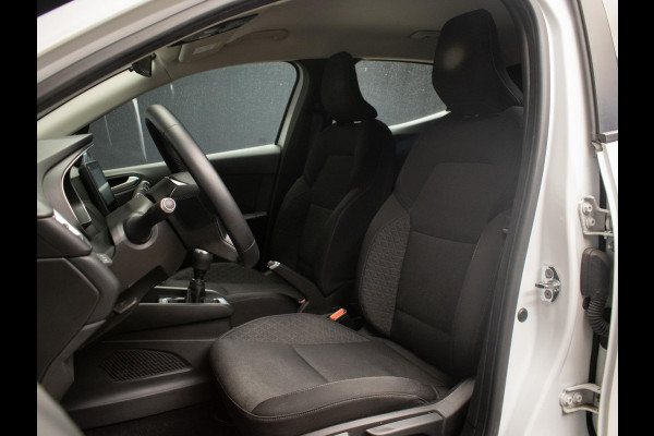 Renault Clio 1.0 TCe Zen Sport (APPLE CARPLAY,NAVI,LED,CRUISE,PDC,DAB,BLUETOOTH,LANE ASSIST,LM VELGEN,NIEUWE APK,NETTE STAAT)