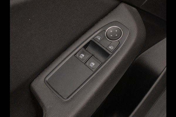 Renault Clio 1.0 TCe Zen Sport (APPLE CARPLAY,NAVI,LED,CRUISE,PDC,DAB,BLUETOOTH,LANE ASSIST,LM VELGEN,NIEUWE APK,NETTE STAAT)