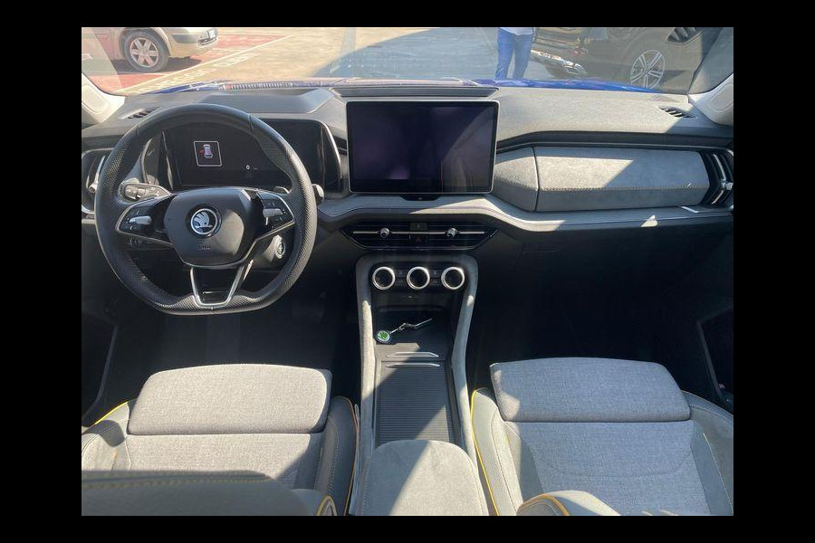 Škoda Kodiaq 1.5 TSI PHEV Tour Edition 204pk | Stoelverwarming | 1.800kg Trekgewicht | Panoramadak |