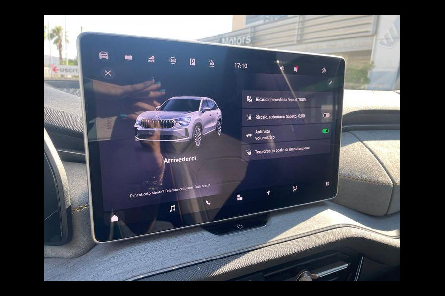 Škoda Kodiaq 1.5 TSI PHEV Tour Edition 204pk | Stoelverwarming | 1.800kg Trekgewicht | Panoramadak |