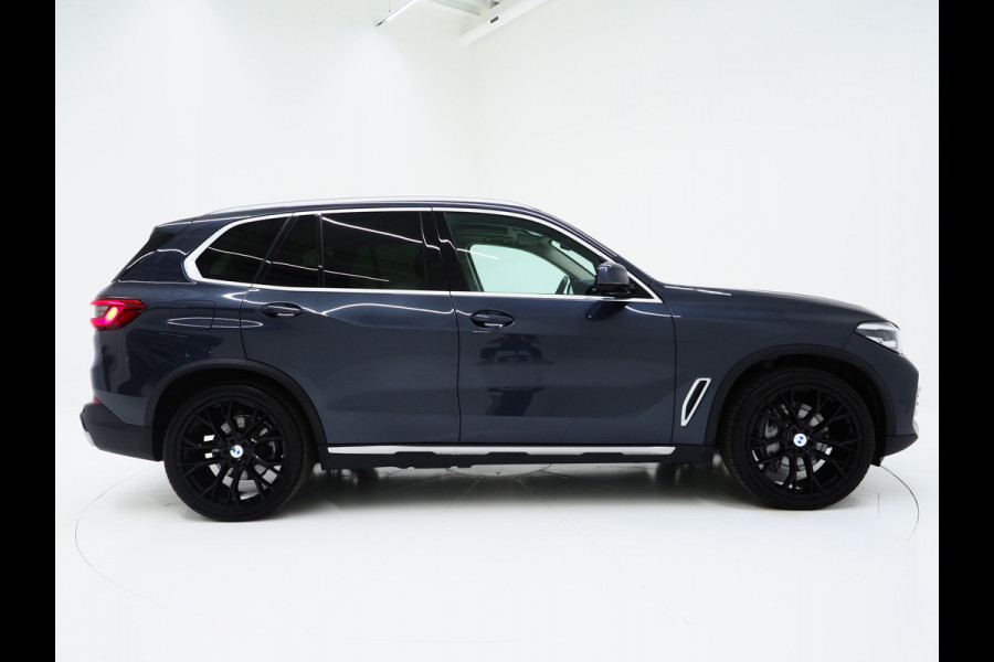 BMW X5 xDrive45e High Executive | Panoramadak | Luchtvering | Trekhaak | Head Up | Camera | Keyless
