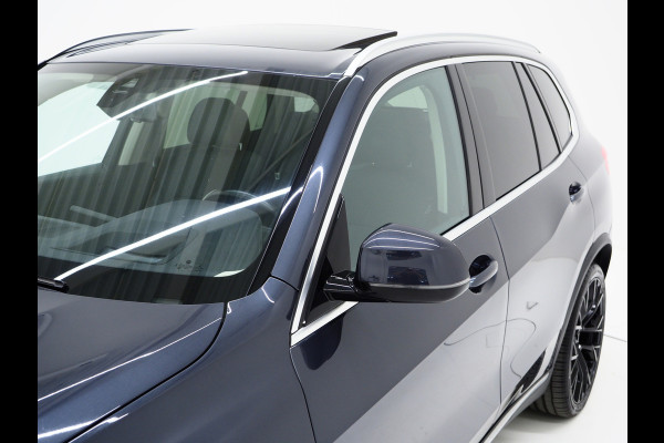 BMW X5 xDrive45e High Executive | Panoramadak | Luchtvering | Trekhaak | Head Up | Camera | Keyless
