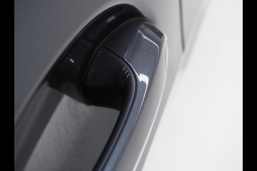 BMW X5 xDrive45e High Executive | Panoramadak | Luchtvering | Trekhaak | Head Up | Camera | Keyless