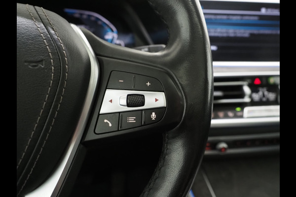 BMW X5 xDrive45e High Executive | Panoramadak | Luchtvering | Trekhaak | Head Up | Camera | Keyless