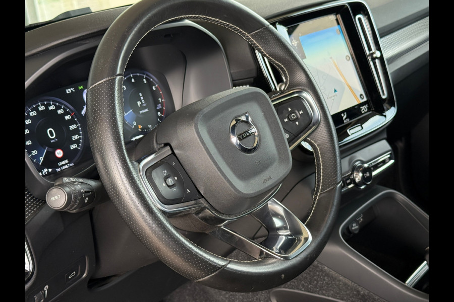 Volvo XC40 1.5 T3 R-Design Dodehoek|Elek Trekhaak|Dealer Onderhouden