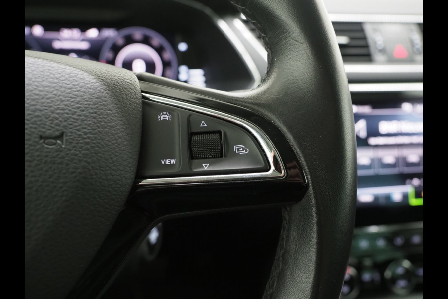 Škoda Superb Combi 1.4 TSI iV 218PK | Virtual | Sound System | Keyless | Camera | Memory | DAB | Carplay