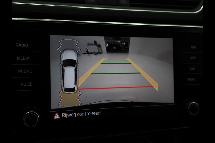 Škoda Superb Combi 1.4 TSI iV 218PK | Virtual | Sound System | Keyless | Camera | Memory | DAB | Carplay