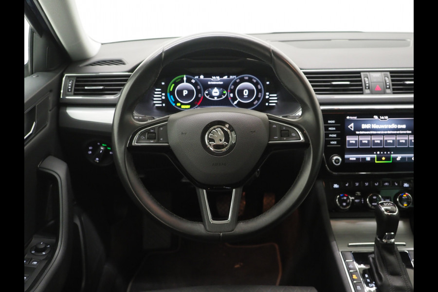 Škoda Superb Combi 1.4 TSI iV 218PK | Virtual | Sound System | Keyless | Camera | Memory | DAB | Carplay