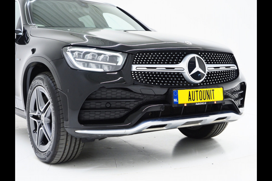Mercedes-Benz GLC 300e 4MATIC AMG | Panoramadak | Trekhaak | Camera | Cruise | DAB | Stoelverwarming