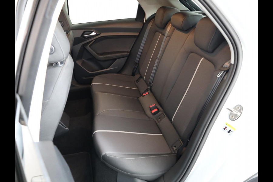 Audi A1 allstreet 35 TFSI Advanced edition 150 pk |  Automaat (S-tronic) | Verlengde garantie | Navigatie | Cruise control | Autom. Airco |