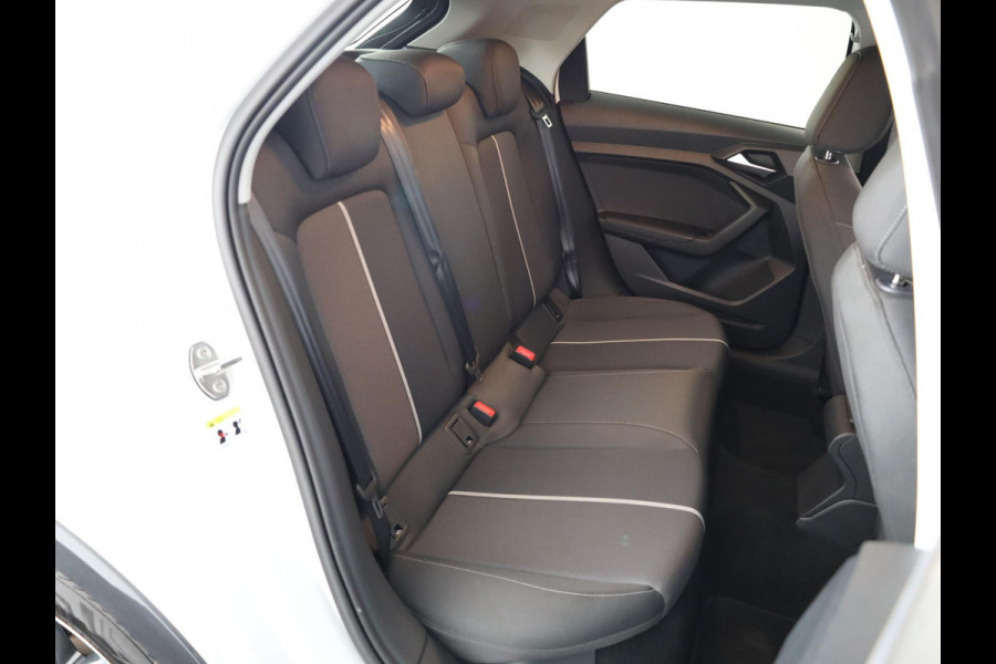 Audi A1 allstreet 35 TFSI Advanced edition 150 pk |  Automaat (S-tronic) | Verlengde garantie | Navigatie | Cruise control | Autom. Airco |
