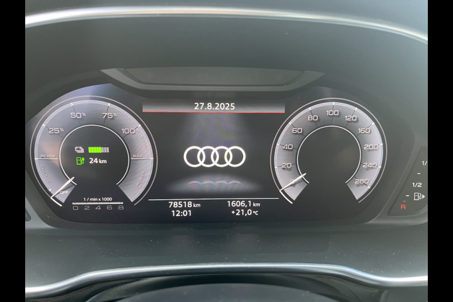 Audi Q3 45 TFSI e S edition 245PK PHEV | Matrix | Trekhaak | Zwart optiek | Leder | Stoelverwarming |  Elekt. stoelen | Virtual |