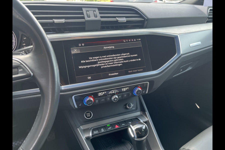 Audi Q3 45 TFSI e S edition 245PK PHEV | Matrix | Trekhaak | Zwart optiek | Leder | Stoelverwarming |  Elekt. stoelen | Virtual |