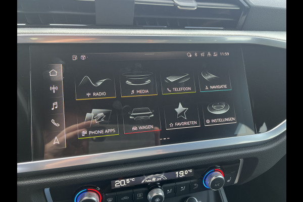 Audi Q3 45 TFSI e S edition 245PK PHEV | Matrix | Trekhaak | Zwart optiek | Leder | Stoelverwarming |  Elekt. stoelen | Virtual |