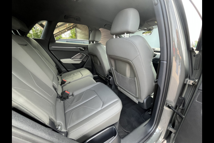 Audi Q3 45 TFSI e S edition 245PK PHEV | Matrix | Trekhaak | Zwart optiek | Leder | Stoelverwarming |  Elekt. stoelen | Virtual |