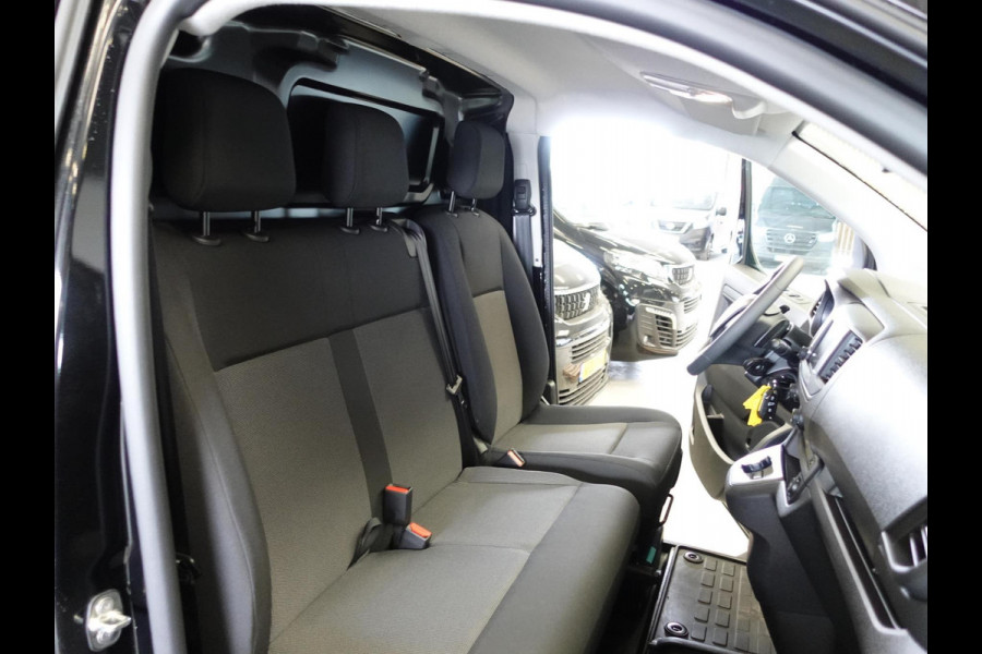 Peugeot Expert 145pk L3 Automaat Airco Navi Cruise Trekhaak Peugeot Expert 145pk L3 Automaat Airco Navi Cruise Trekhaak