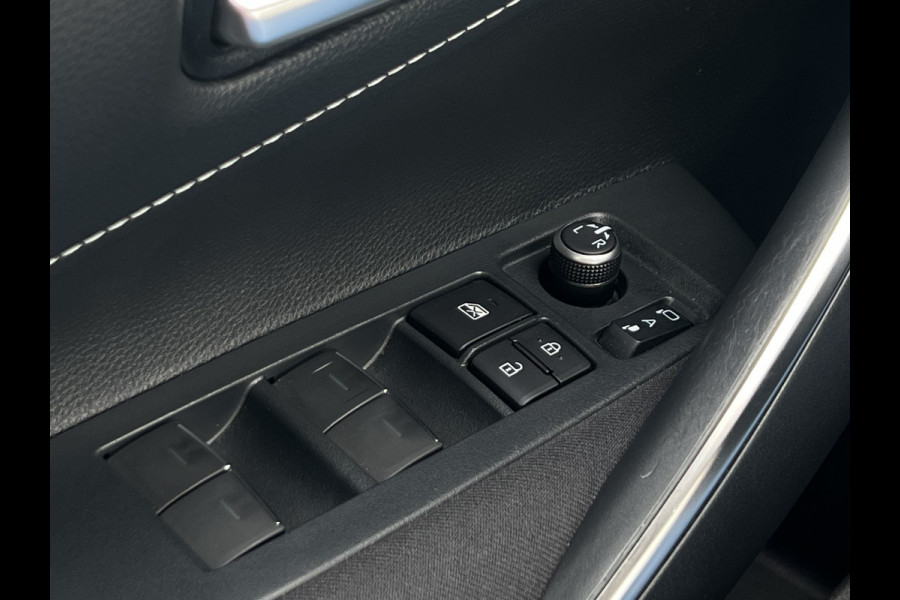 Toyota Corolla Touring Sports 2.0 Hybrid Team D | CarPlay | Camera | ACC | LED | Keyless | DAB+