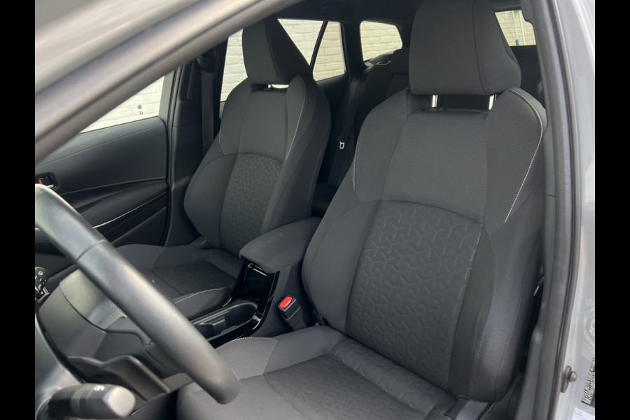 Toyota Corolla Touring Sports 2.0 Hybrid Team D | CarPlay | Camera | ACC | LED | Keyless | DAB+