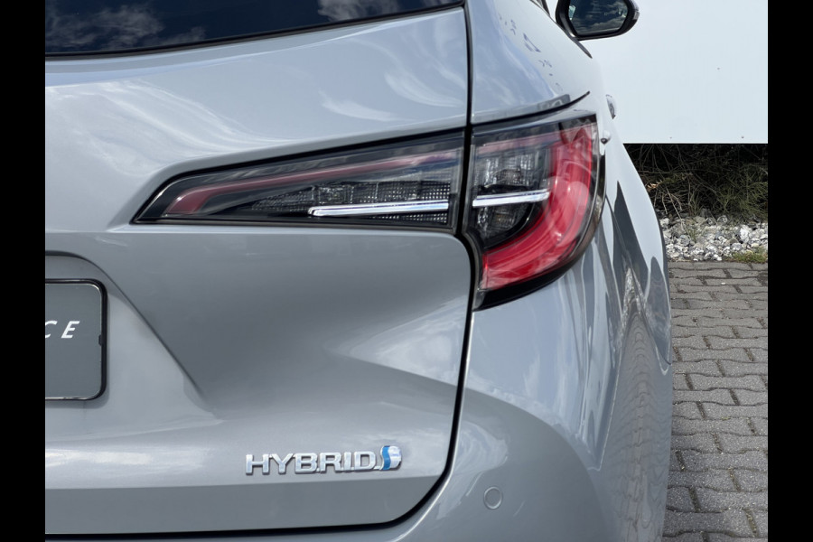 Toyota Corolla Touring Sports 2.0 Hybrid Team D | CarPlay | Camera | ACC | LED | Keyless | DAB+
